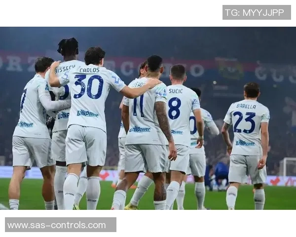 德甲焦点战：AC米兰与国米激战成平局神扑瞬间引发全场热议