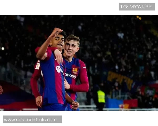 国王杯惊现冷门巴萨与波尔图战成平局引发全场震惊