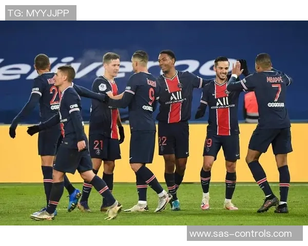 曼城大胜巴黎圣日耳曼五球狂潮乌龙球成比赛转折点全场沸腾