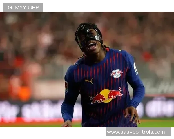 意甲激战莱比锡逆转曼联6-2全场沸腾战术解析与精彩瞬间回顾