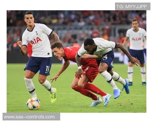 西甲激战热刺与拜仁互交白卷全场焦点瞬间回顾与分析