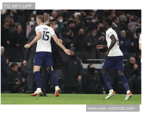 意甲焦点战波尔图大胜巴黎圣日耳曼争议判罚引发全场热议