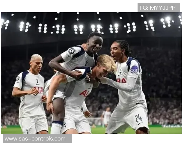 英超激战：多特蒙德逆转热刺红牌事件引发全场热议与战术分析