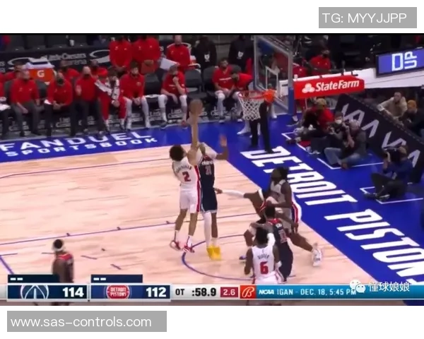 曼联4-0战胜皇马绝杀瞬间解析全场战术布局与精彩瞬间回顾