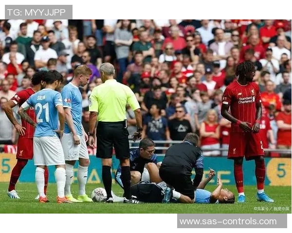 欧联杯精彩对决里昂大胜AC米兰神扑时刻引发全场欢呼